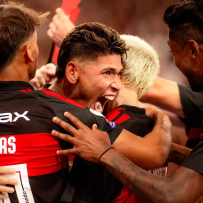 Flamengo viaja a La Plata com cinco desfalques e 23 relacionados