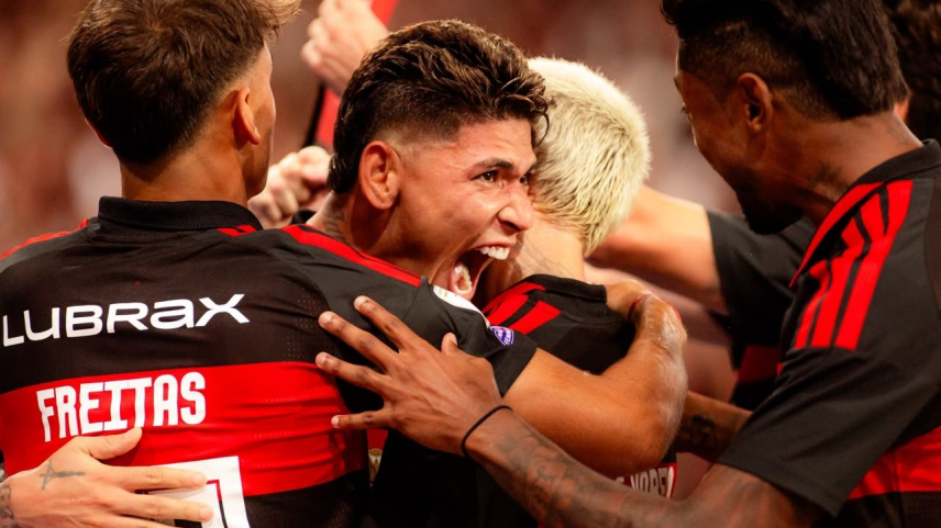 Flamengo viaja a La Plata com cinco desfalques e 23 relacionados