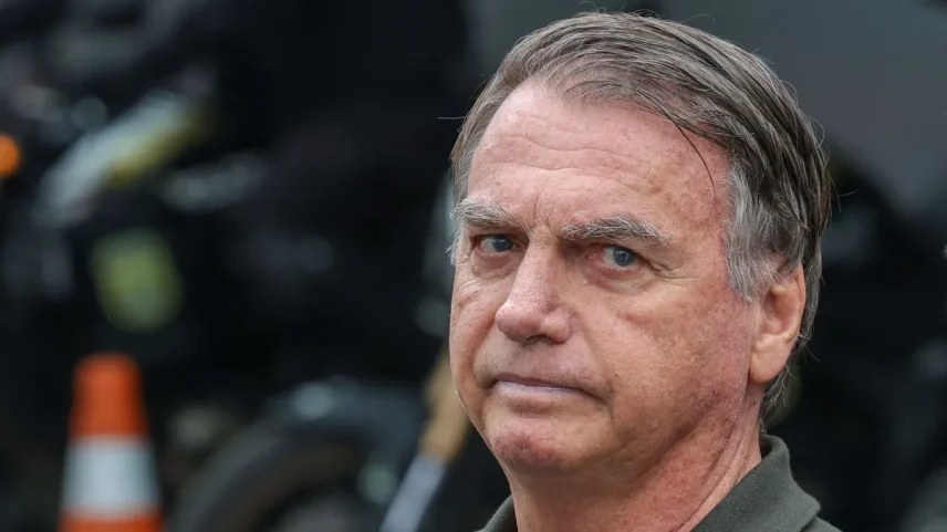Moraes autoriza Bolsonaro a receber convidados para aniversário da filha