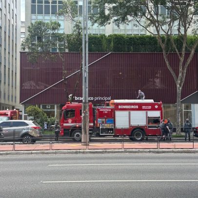Explosão em bueiro deixa 3 feridos na Avenida Paulista, em SP