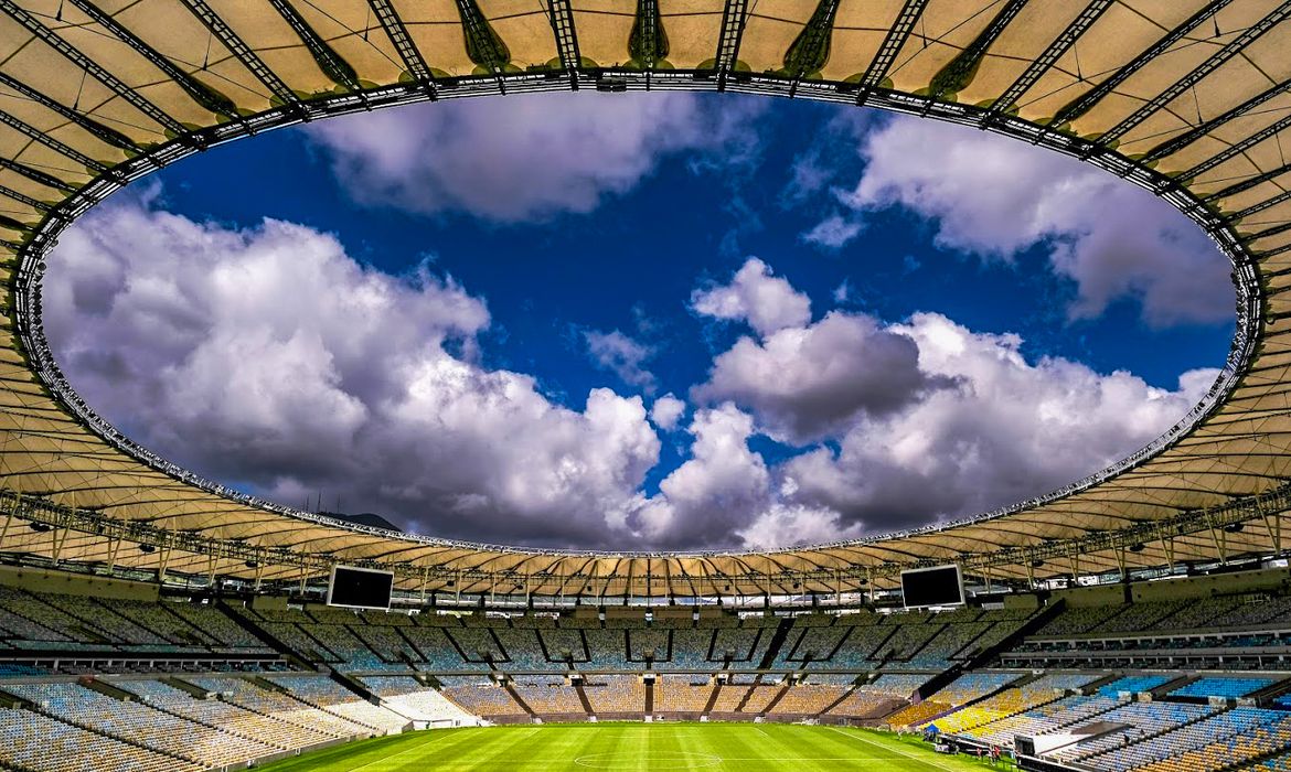 Maracanã tem centenas de cadeiras destruídas após Vasco x Boca Juniors