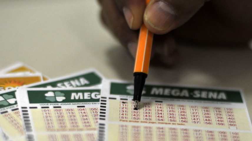 Mega-Sena sorteia prêmio de R$ 100 milhões nesta quinta-feira