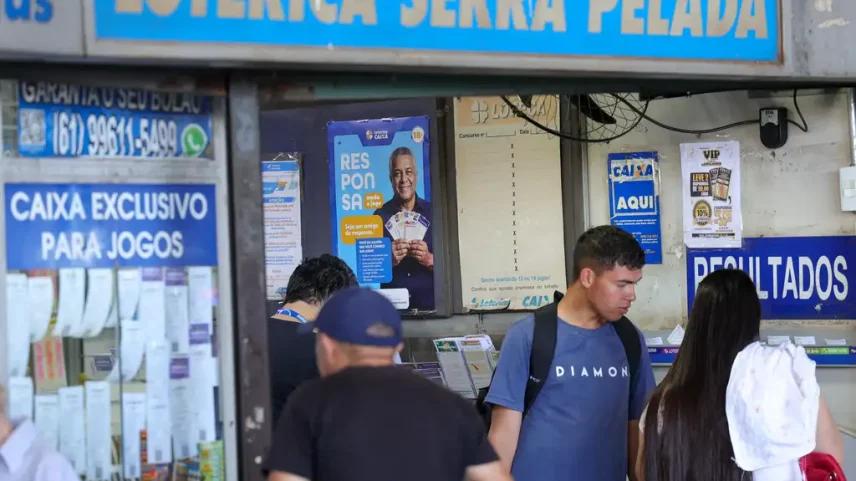 Mega-Sena 3072: confira os números sorteados nesta terça-feira (20)