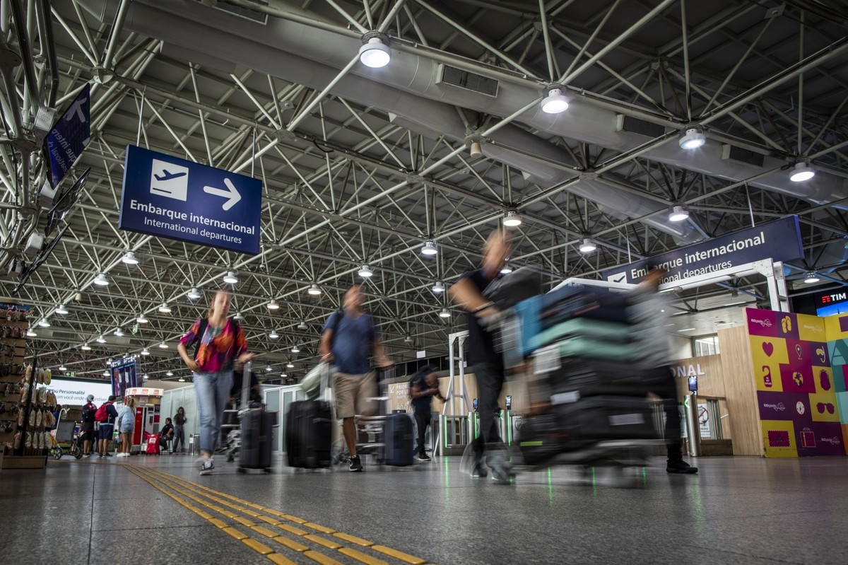 Aeroporto Internacional Tom Jobim/Galeão, no Rio (Foto: Guito Moreto - Agência O Globo)