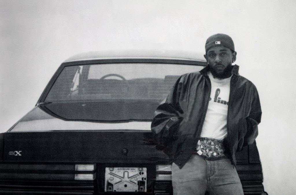 Kendrick Lamar estabelece novos recordes nas paradas de rap com ‘GNX’ e ‘Luther’ Kendrick Lamar quebra dois recordes nas paradas de rap da Billboard com 'GNX' e 'Luther' como os mais longos No. 1. (Foto: Reprodução)