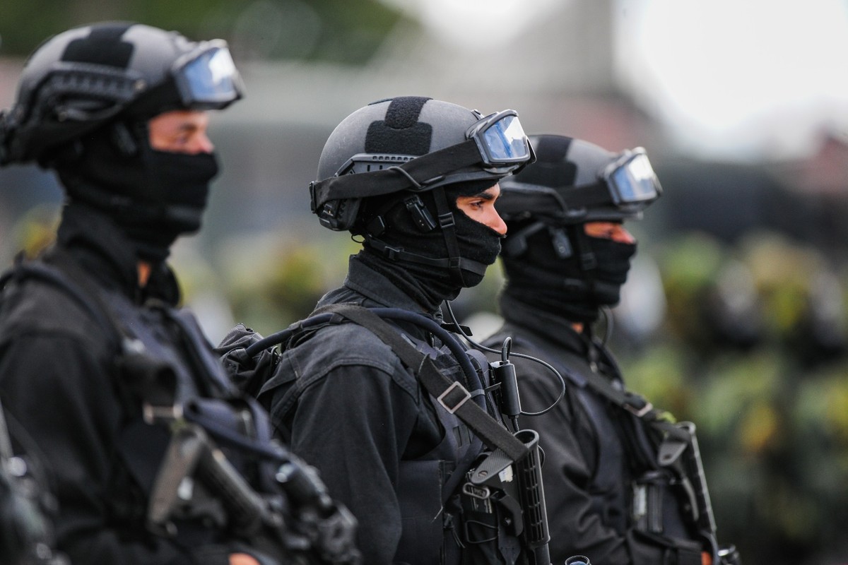 Kids pretos é o nome dado aos militares formados pelo Curso de Operações Especiais do Exército Brasileiro, treinados para atuar em missões sigilosas e em ambientes hostis e politicamente sensíveis (Foto: Divulgação/Exército Brasileiro)
