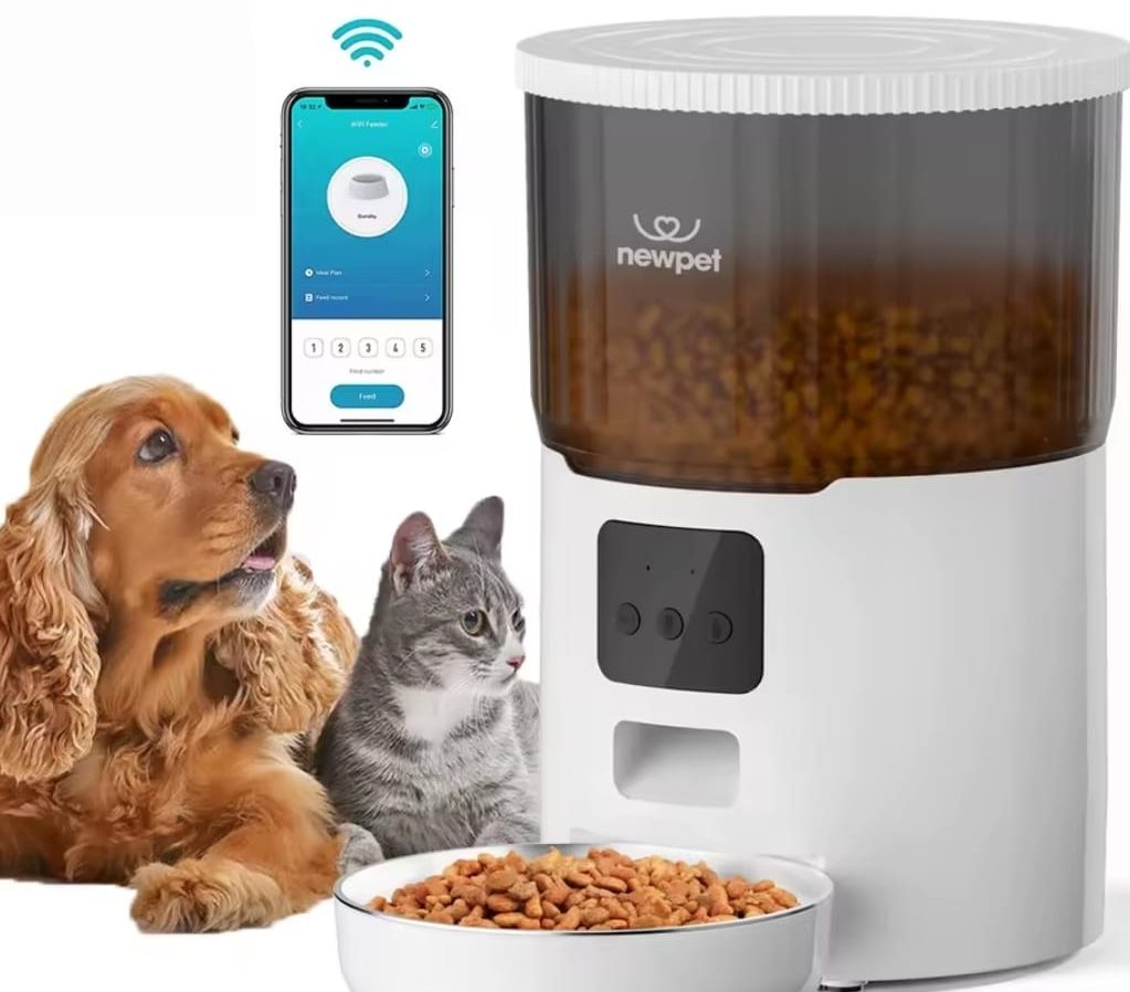 Mercado pet cresce rapidamente com aumento das vendas pela internet Comedouro digital para pets sai por R$ 226 no AliExpress (Foto: Divulgação AliExpress)