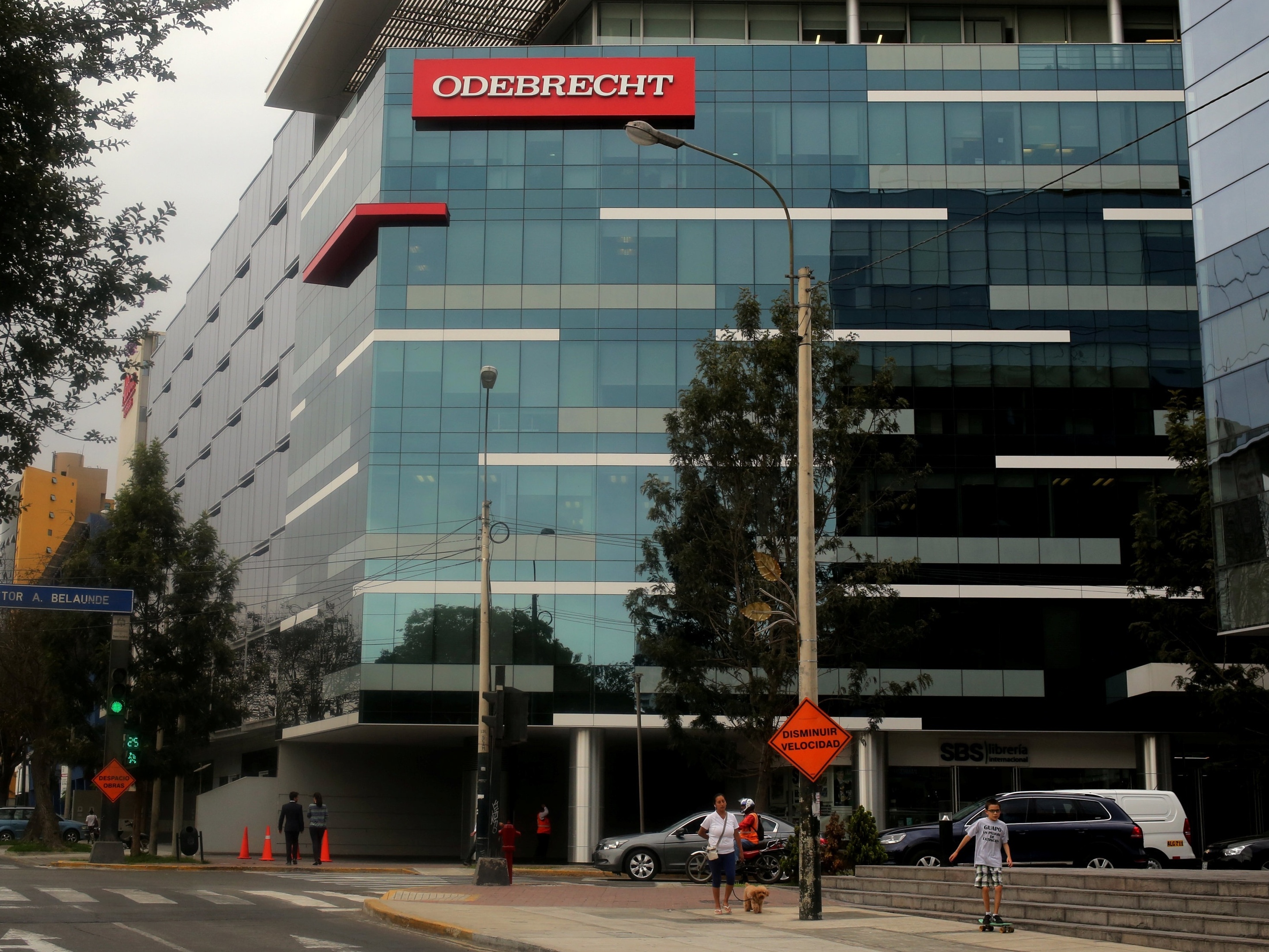 Testemunha do caso Odebrecht no Peru é encontrada morta em circunstâncias suspeitas Sede da Odebrecht em Lima, no Peru (Foto: Mariana Bazo / Reuters)