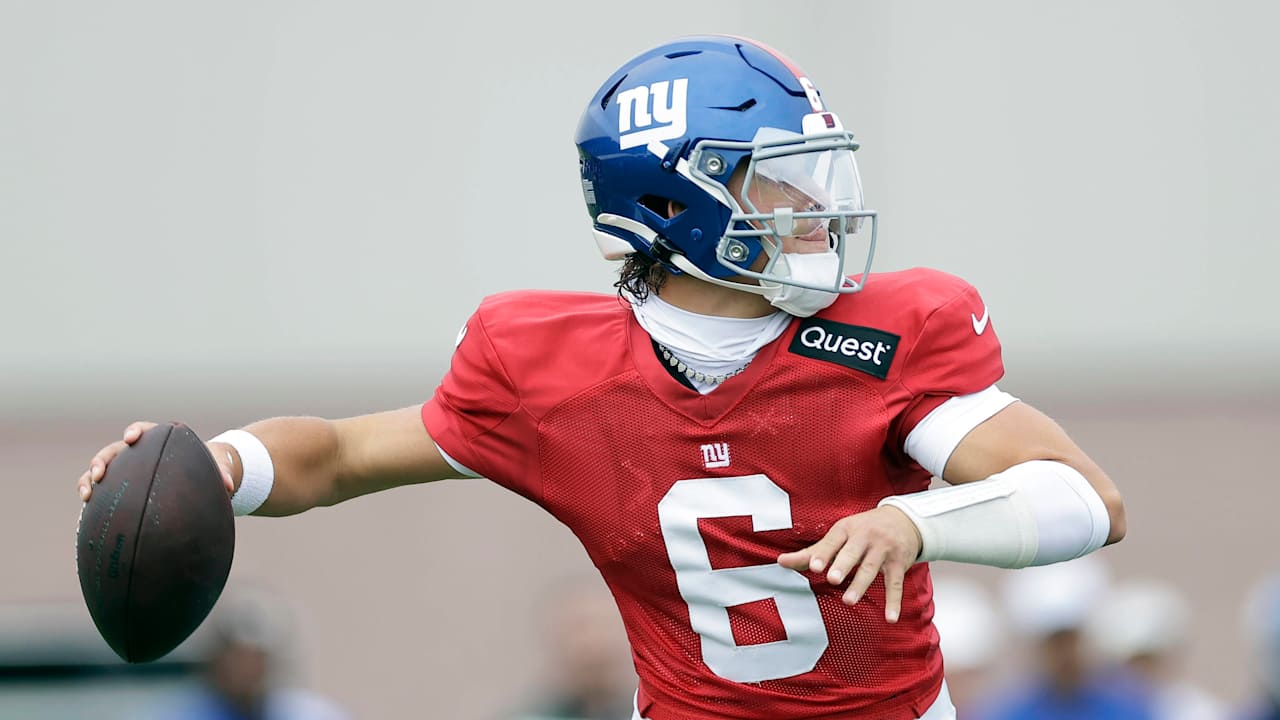 Jovem quarterback Jaxson Dart demonstra evolução no treinamento dos Giants Foto: Reprodução/@NFL