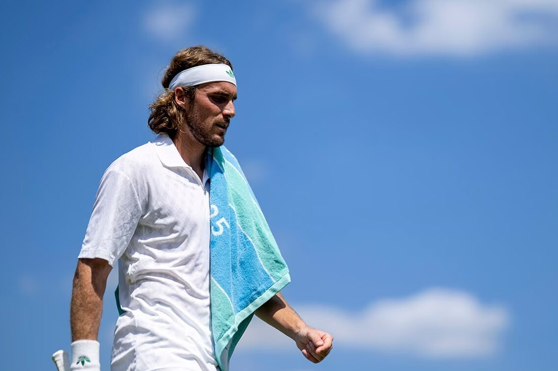 Tsitsipas critica dificuldade em lidar com ditadores que o atacam publicamente Foto: Reprodução