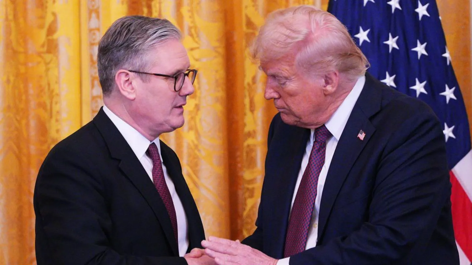 Starmer e Trump debatem situação em Gaza durante encontro na Escócia Foto: Reprodução