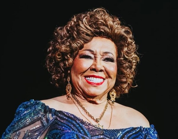 Alcione desmente rumores sobre internação e esclarece sua saúde Alcione (Foto: Reprodução)