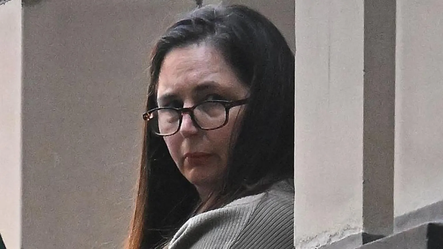 Erin Patterson, 50 anos, diz que acidentalmente colocou cogumelo mortal "chapéu da morte" em um almoço que serviu a seus quatro convidados em julho de 2023 (Foto: EPA)