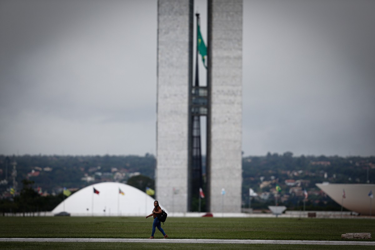 Corte de privilégios é essencial para a justiça social e econômica no país Congresso Nacional, em Brasília (Foto: Pablo Jacob/Agência O Globo)