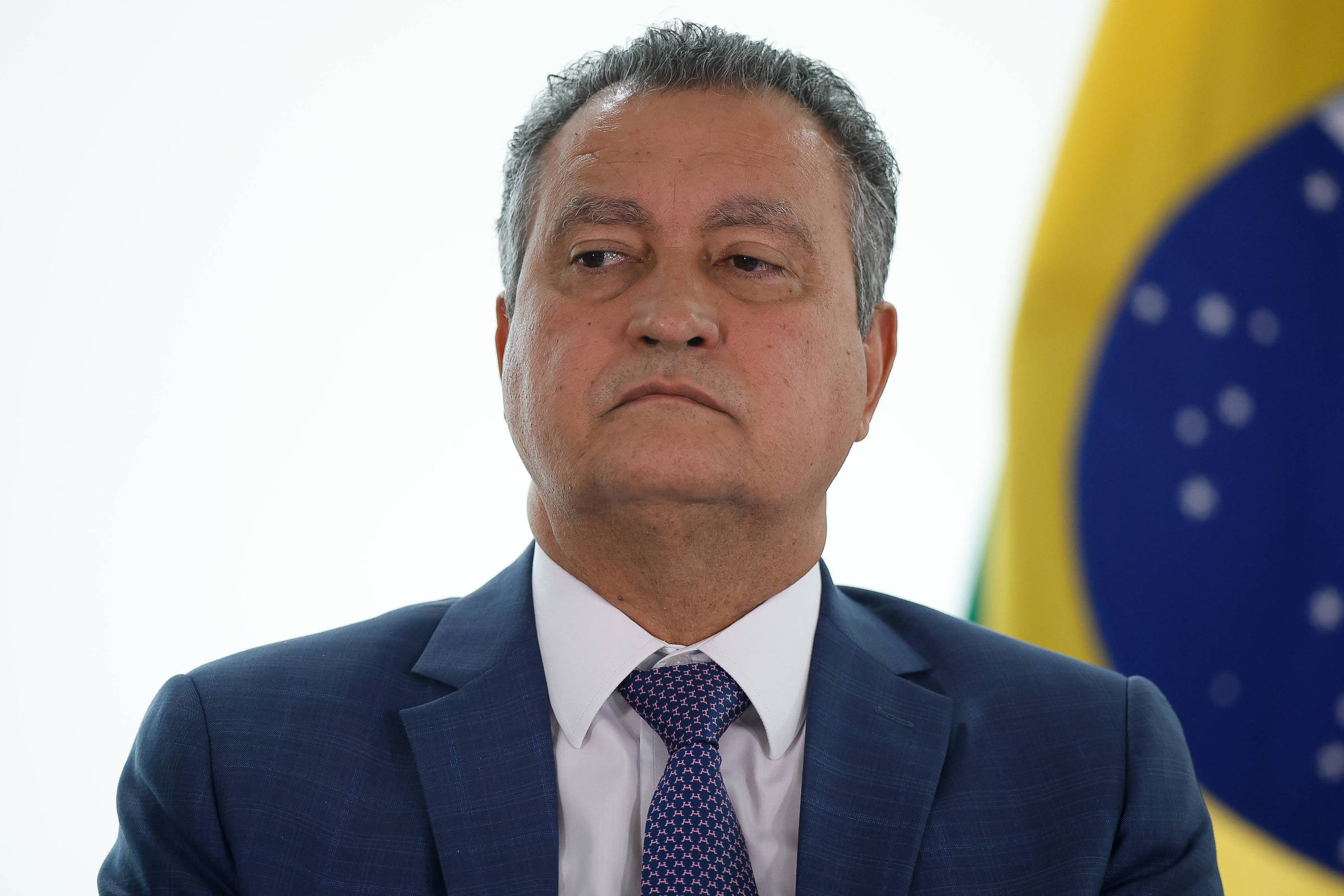 Governo descarta negociação sobre decreto do IOF e não apresenta alternativas Ministro da Casa Civil, Rui Costa, durante cerimônia no Palácio do Planalto (Foto: Pedro Ladeira - 28 nov. 24 /Folhapress)