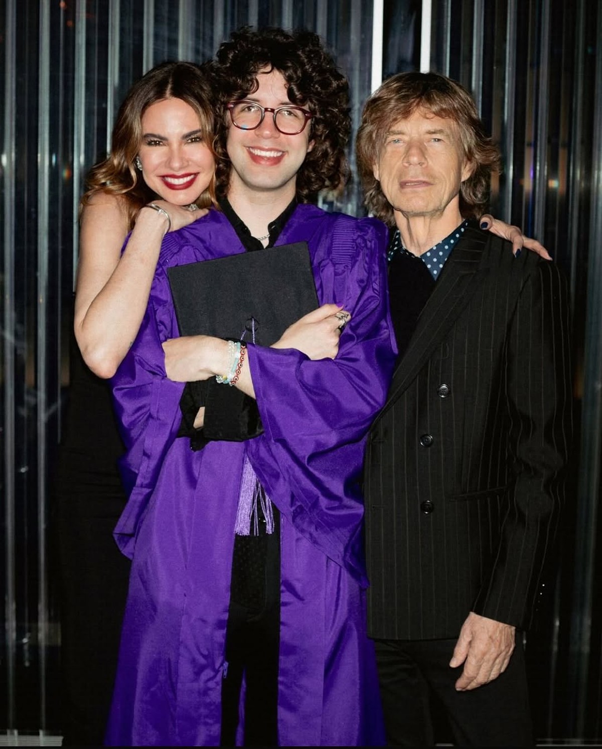 Luciana Gimenez homenageia Mick Jagger em álbum pelos seus 82 anos Luciana postou fotos para celebrar o aniversário de Mick Jagger (Foto: Reprodução/Instagram)