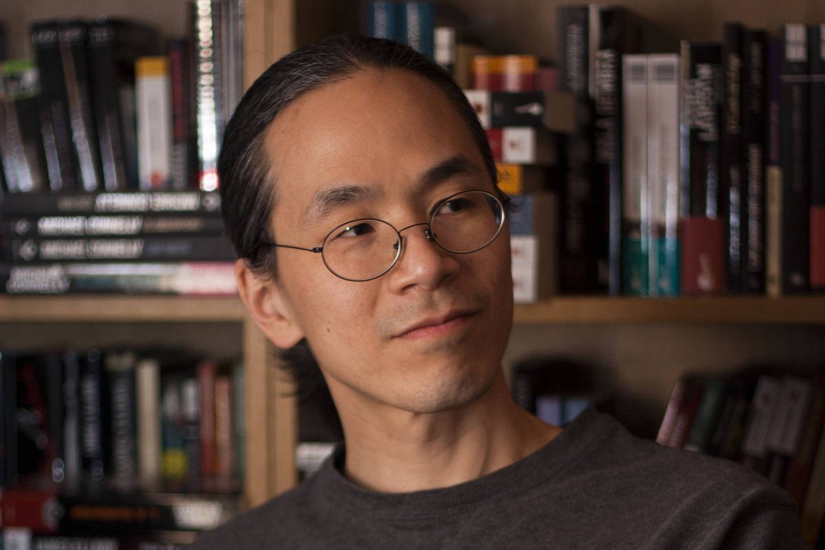 Ted Chiang alerta que uso de ChatGPT pode ser cúmplice de crime em palestra em SP O escritor Ted Chiang (Foto: Alvaro Villarrubia/Divulgação)