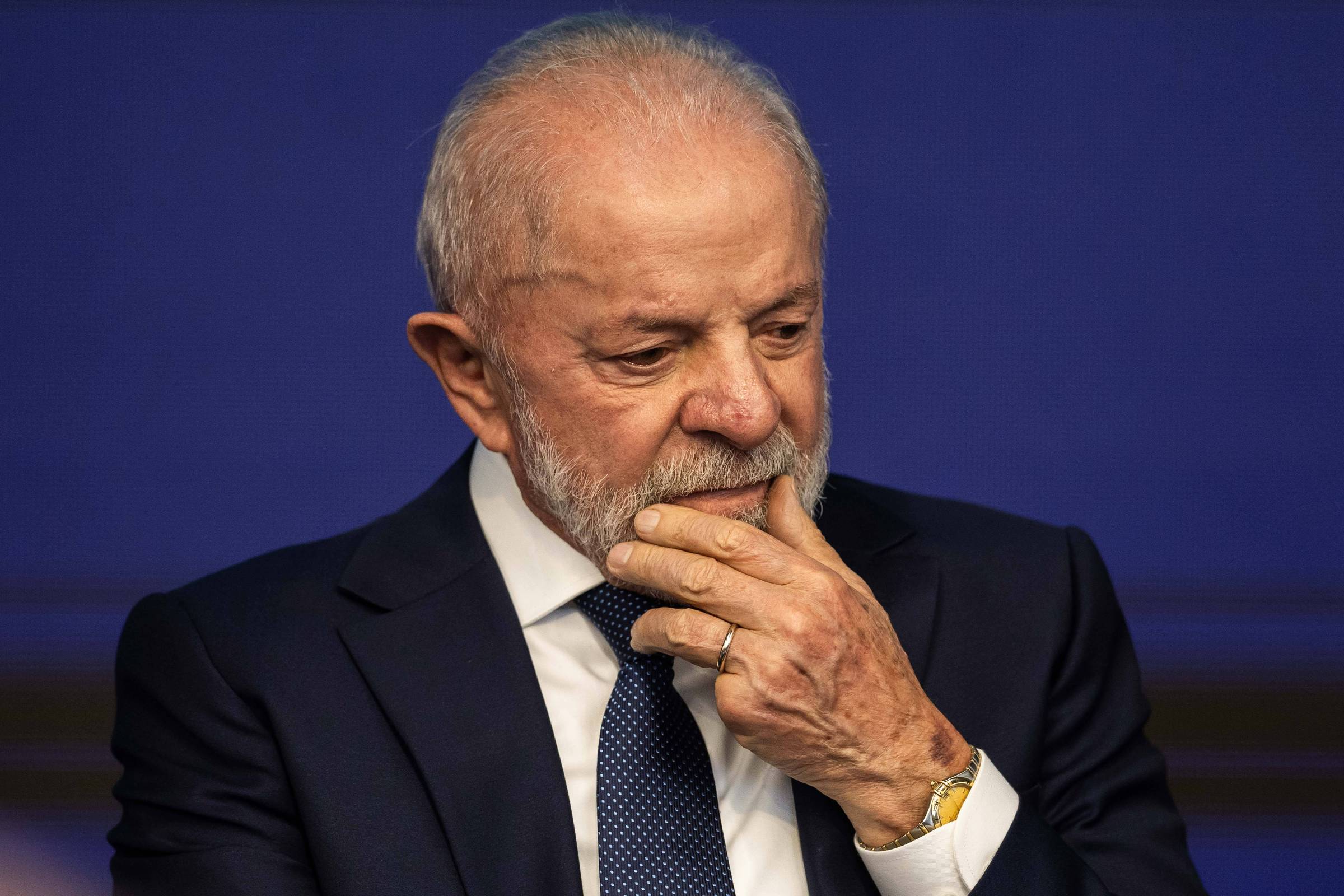 Líderes do PT contestam influência de Lula na distribuição de cargos da sigla O presidente Lula na inauguração de cursos de medicina, em São Paulo (Foto: Adriano Vizoni - 22.mai.25/Folhapress)