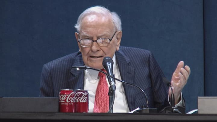 Berkshire Hathaway apresenta desempenho abaixo do S&P 500 após saída de Buffett Foto: Reprodução