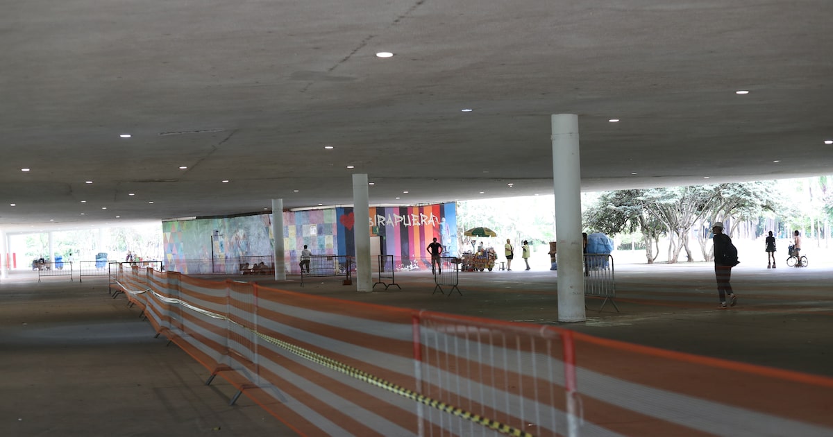 Reforma atrasada gera aumento de custos e nova previsão de conclusão Desde dezembro de 2020 a marquise do Parque do Ibirapuera está interditada por risco de desabamentos. (Foto: Alex Silva/Estadão)