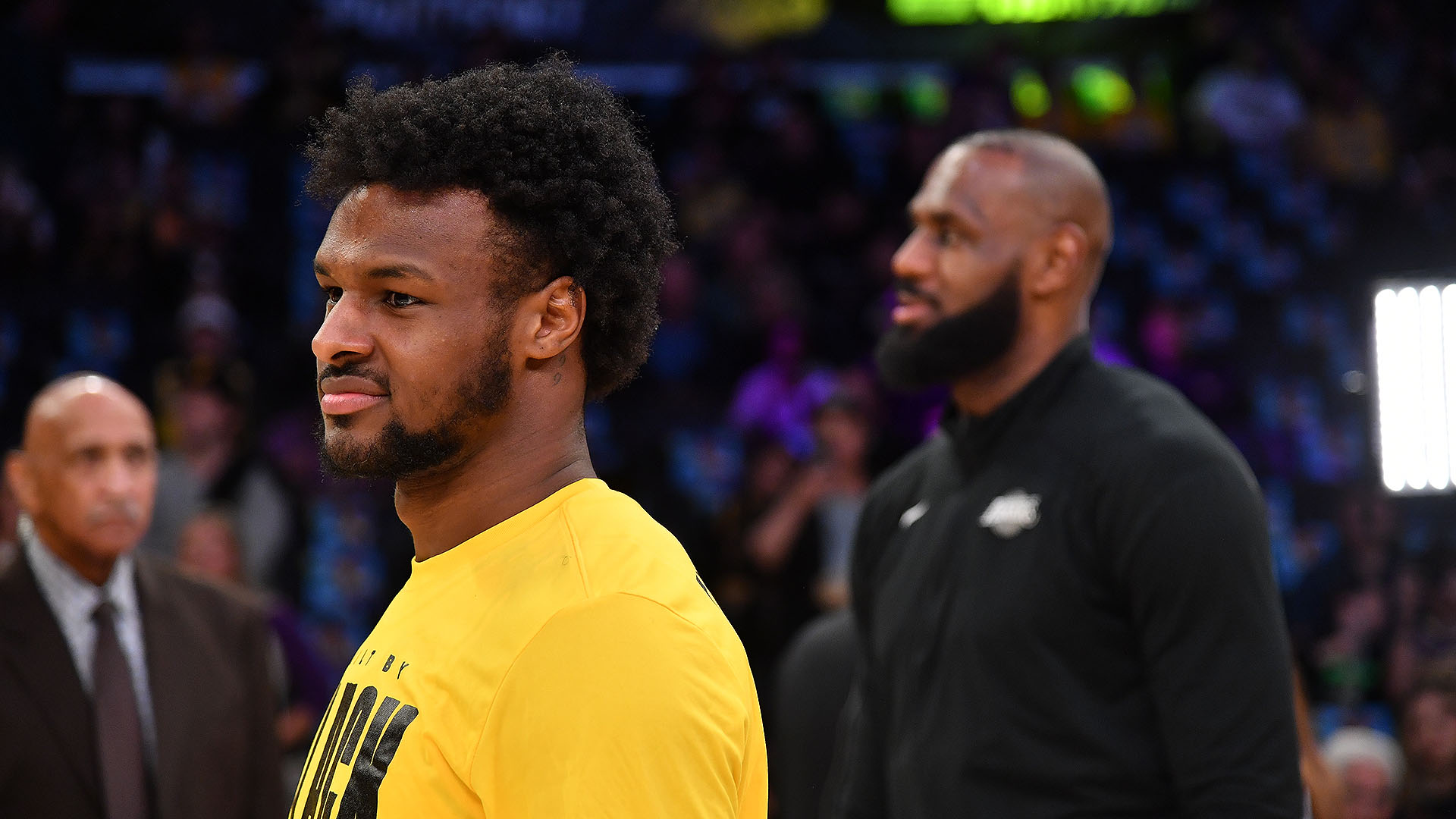 Bronny James ignora rumores sobre seu pai LeBron e foca em sua carreira Foto: Reprodução/@NBA