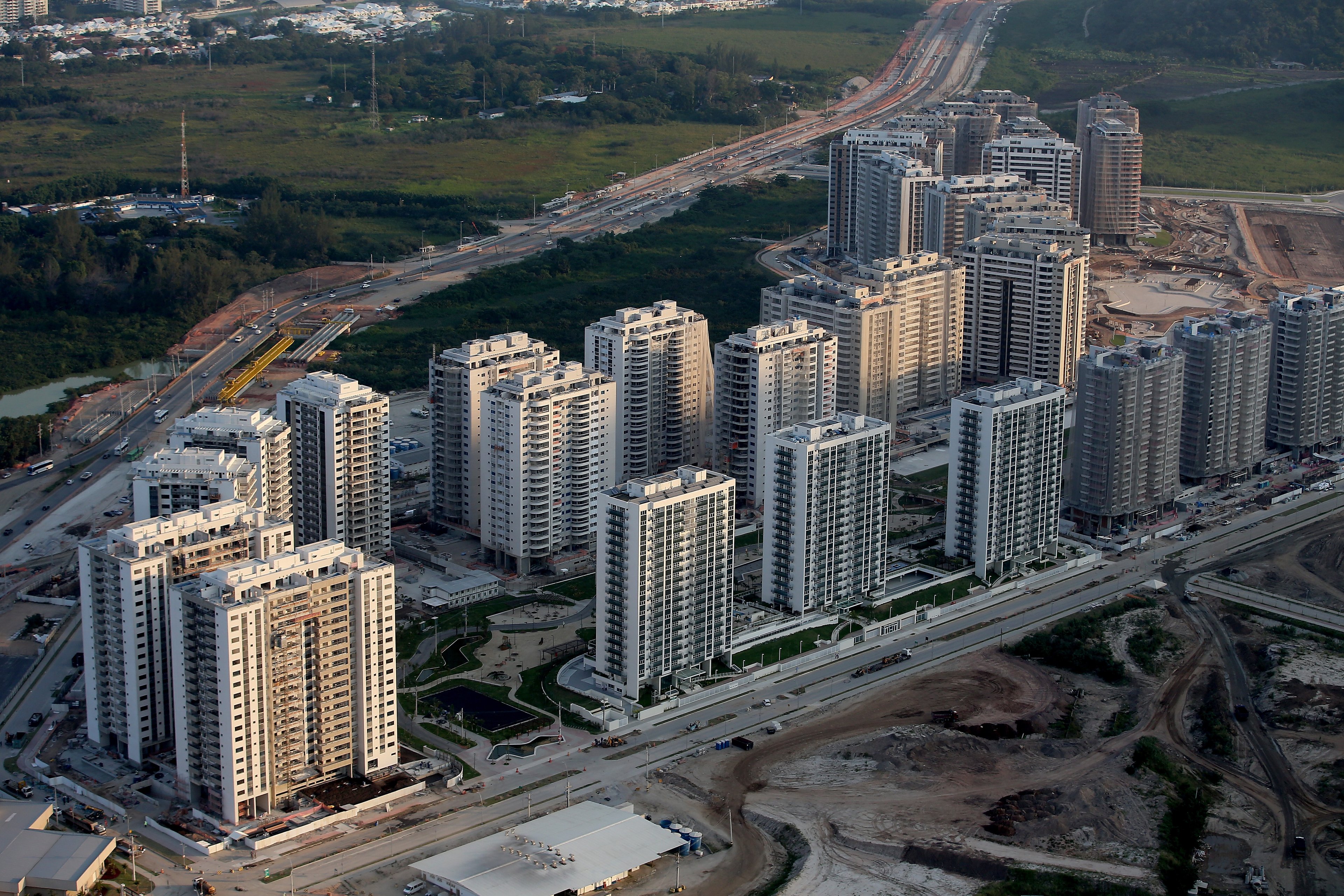 Vila dos Atletas transforma-se em bairro valorizado de R$ 4 bilhões após Olimpíadas BTG Pactual se tornou 'síndico' do bairro planejado que serviu de residência temporária para os atletas que vieram ao Rio de Janeiro para as Olimpíadas de 2016 (Foto: Matthew Stockman/Getty Images)