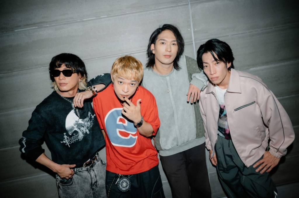 Os membros da banda THE ORAL CIGARETTES conversaram com a Billboard JAPAN sobre a criação da música e suas mensagens para os ouvintes internacionais. (Foto: Reprodução)
