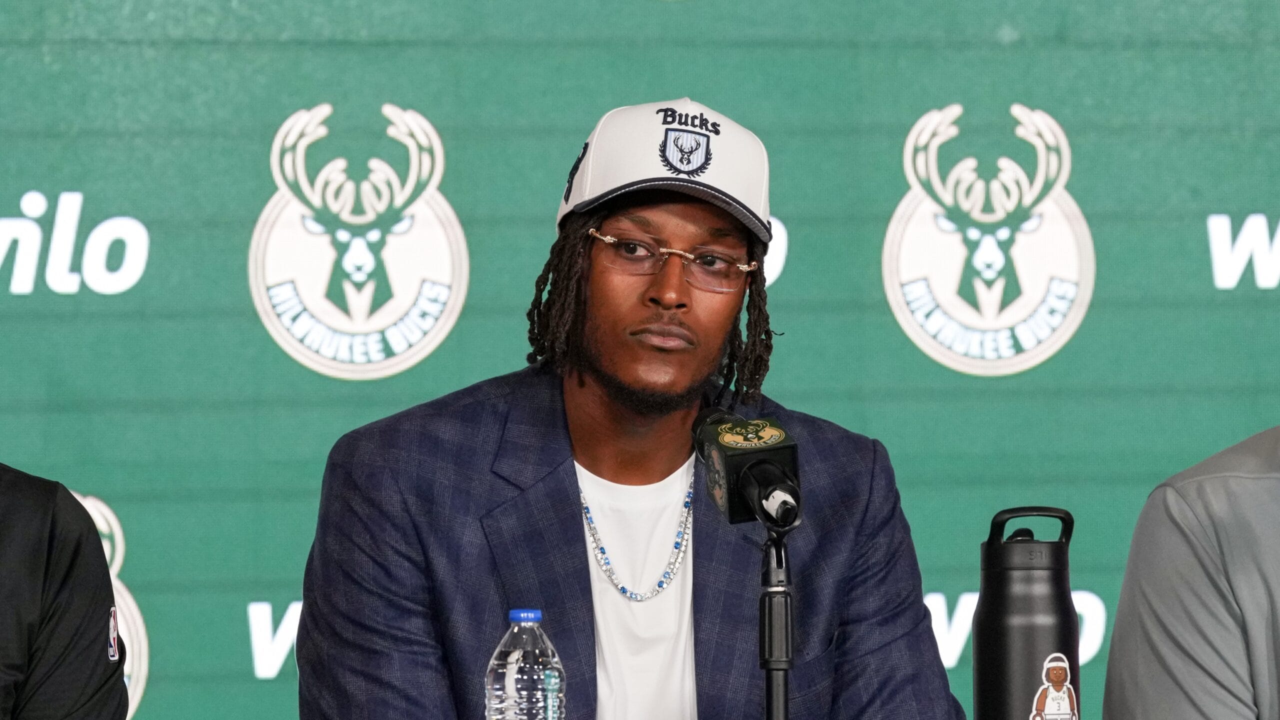 Myles Turner acredita que futuro será promissor em nova equipe na NBA Myles Turner acredita que futuro será promissor em nova equipe na NBA