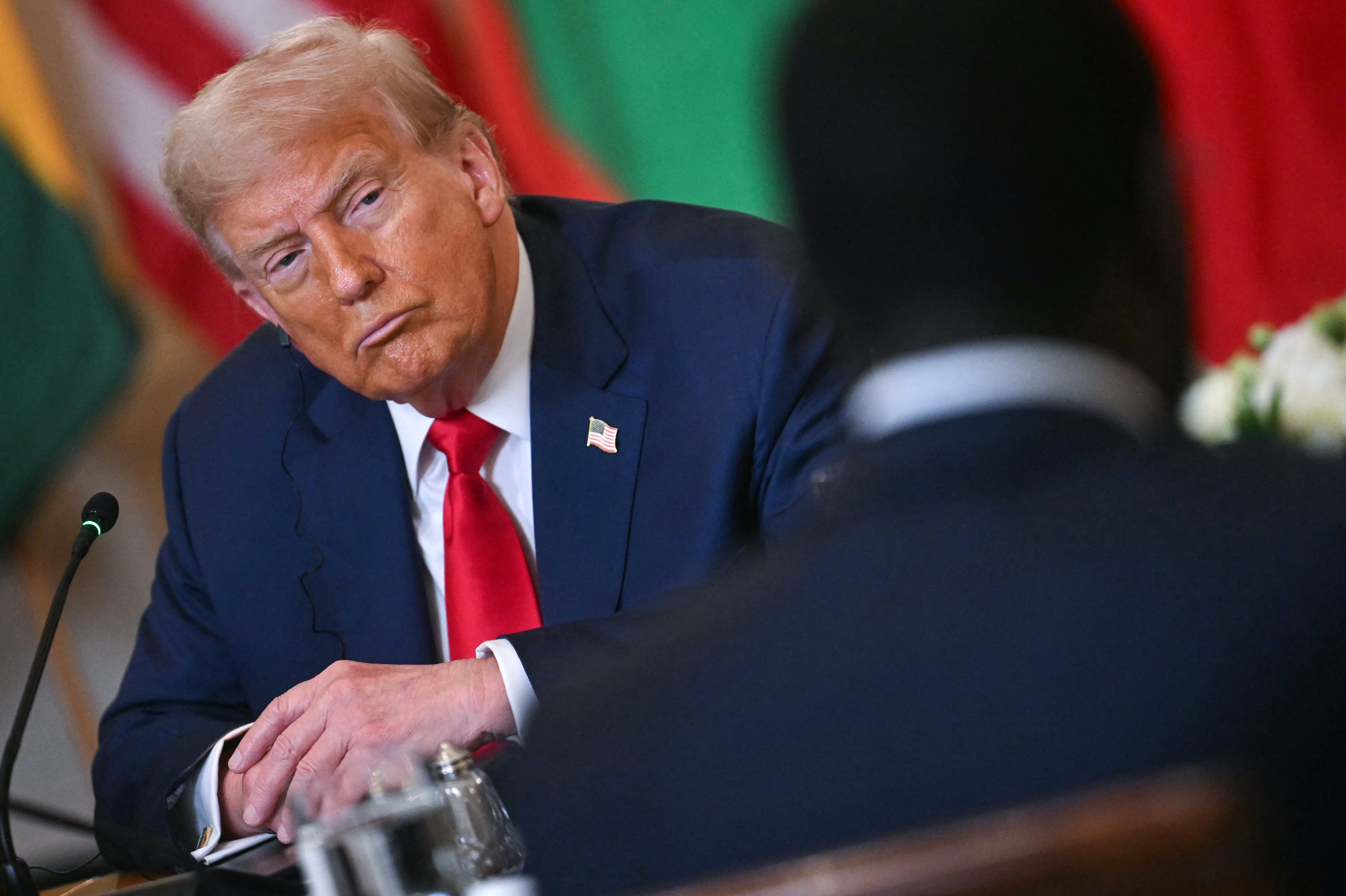 Tarifa de 50% de Trump prejudica setor calçadista, alerta Abicalçados Donald Trump: presidente americano anuncia novas medidas; entidades brasileiras reagem (Foto: Reprodução)