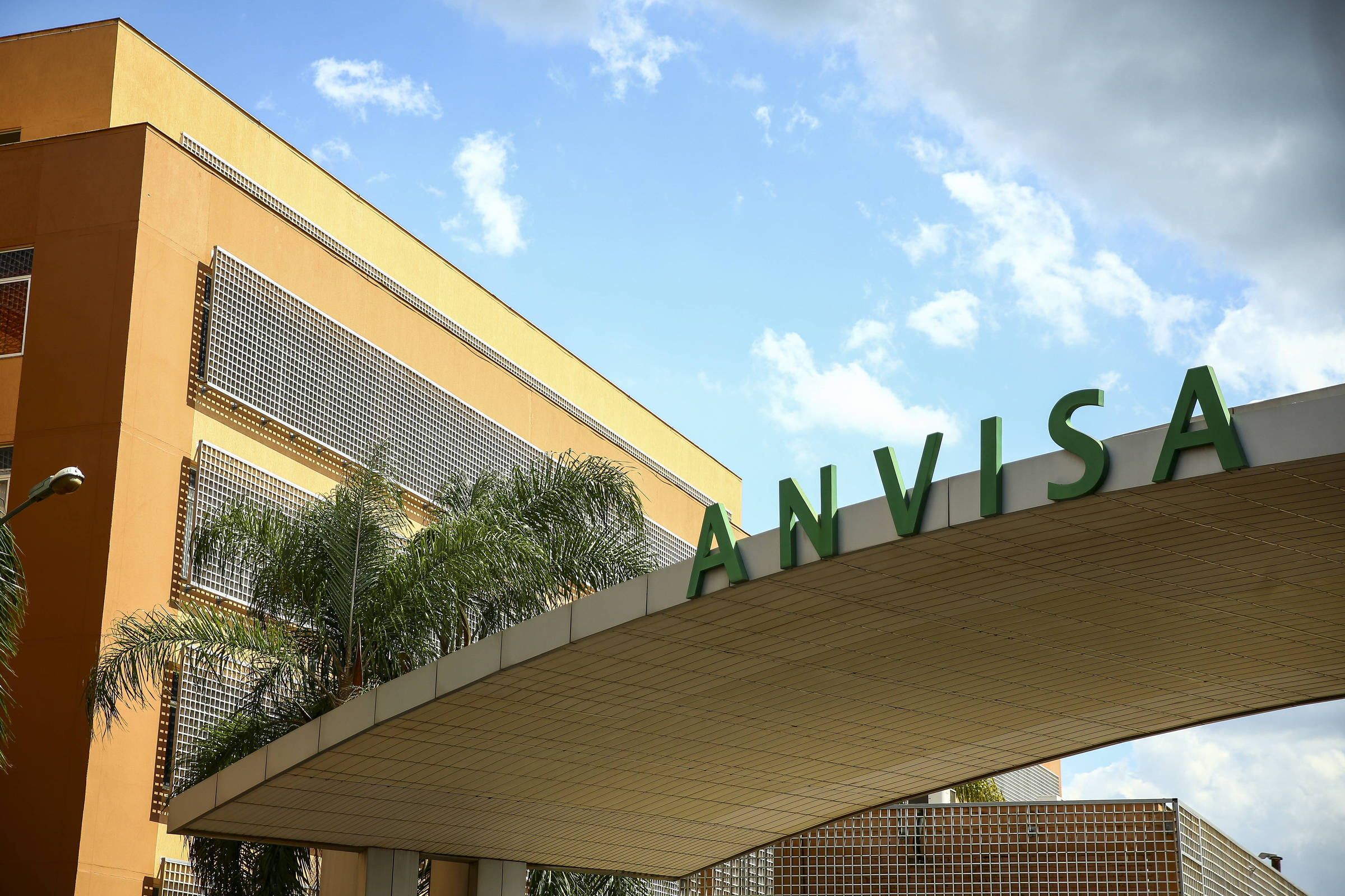 Fachada do edifício sede da Anvisa (Agência Nacional de Vigilância Sanitária) - 18.ago.22 - Marcelo Camargo (Foto: Agência Brasil)