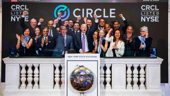 Mercado de IPOs ganha força com alta de 500% da Circle e renova esperanças