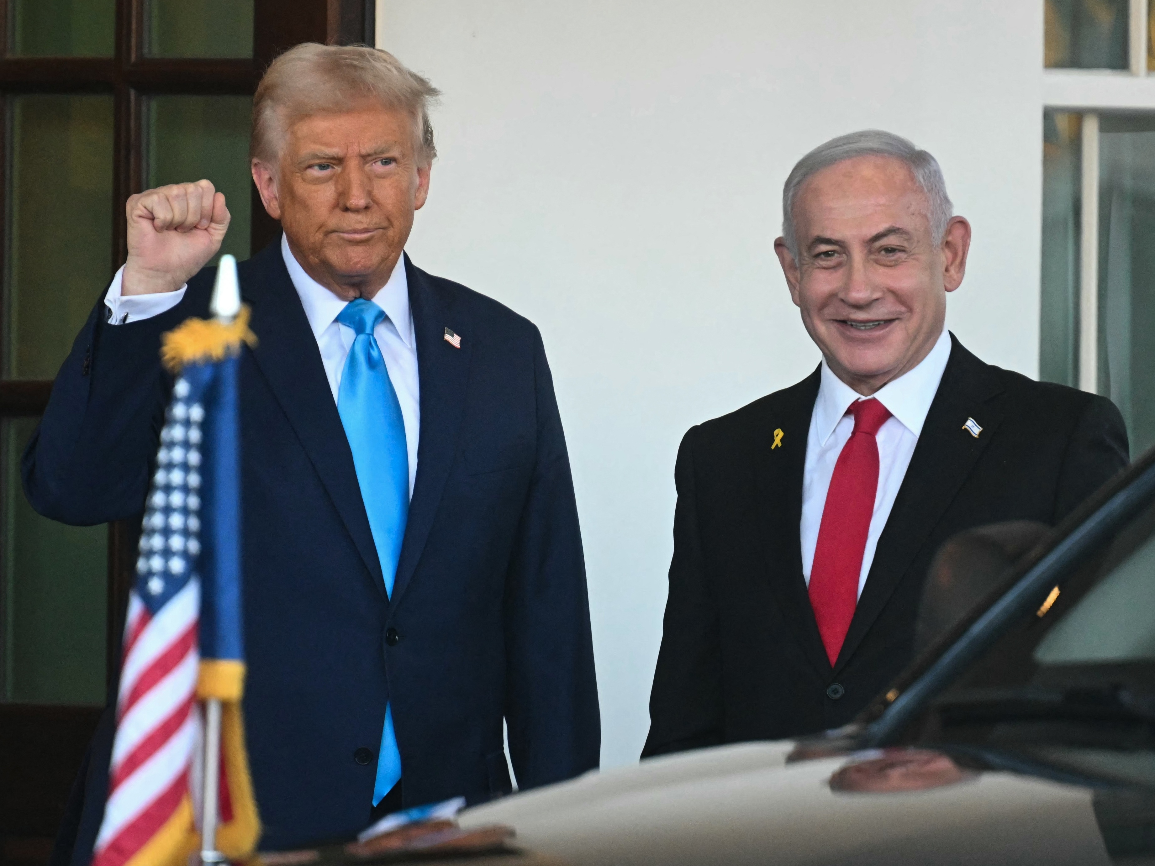Trump teria convencido Netanyahu a não matar líder supremo do Irã, segundo a Reuters (Foto: Jim Watson/AFP)