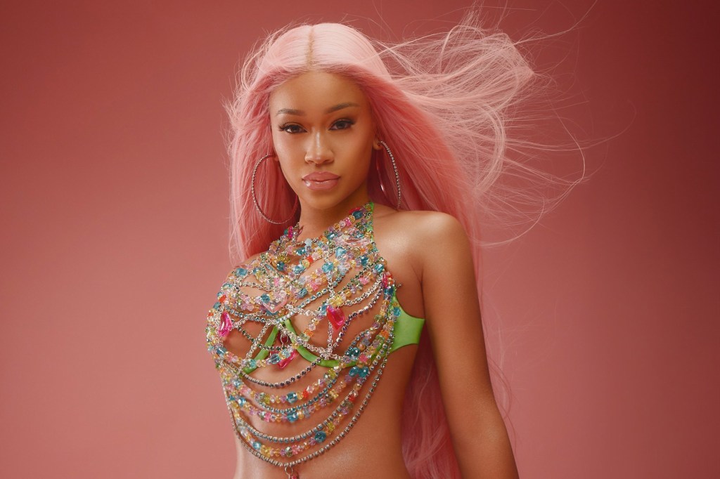 Saweetie lança EP 'Hella Pressure' e convida fãs a ouvirem agora Saweetie lança EP 'Hella Pressure' e convida fãs a ouvirem agora