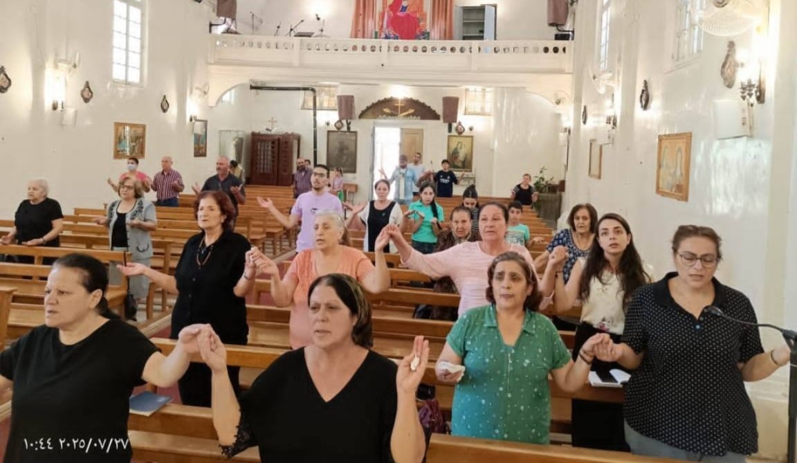 A Capuchin Church of Jesus the King se tornou abrigo para famílias. (Foto: Facebook/كنيسة يسوع الملك، للآباء الكبوشيين-اللاتين السويداء.سورية.)