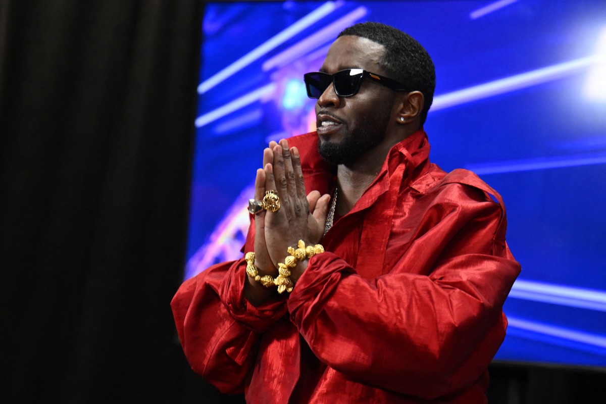 Sean Combs é absolvido de acusações de crime organizado em decisão surpreendente Sean 'Diddy' Combs, empresário e rapper — Foto: Angela Weiss/AFP
