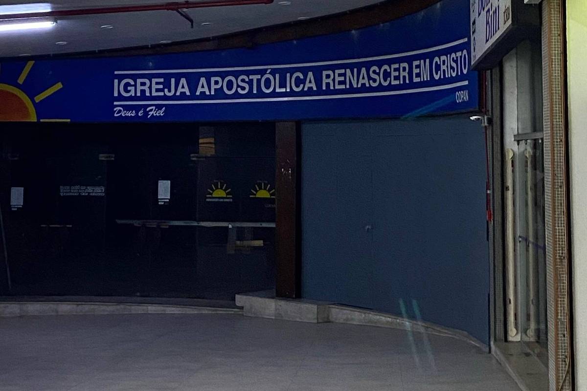 Cinema do Copan reabre após 40 anos fechado, anuncia síndico do prédio Antigo Cine Copan virou um templo, atualmente desativado, da Igreja Apostólica Renascer em Cristo (Foto: Vicente Vilardaga)
