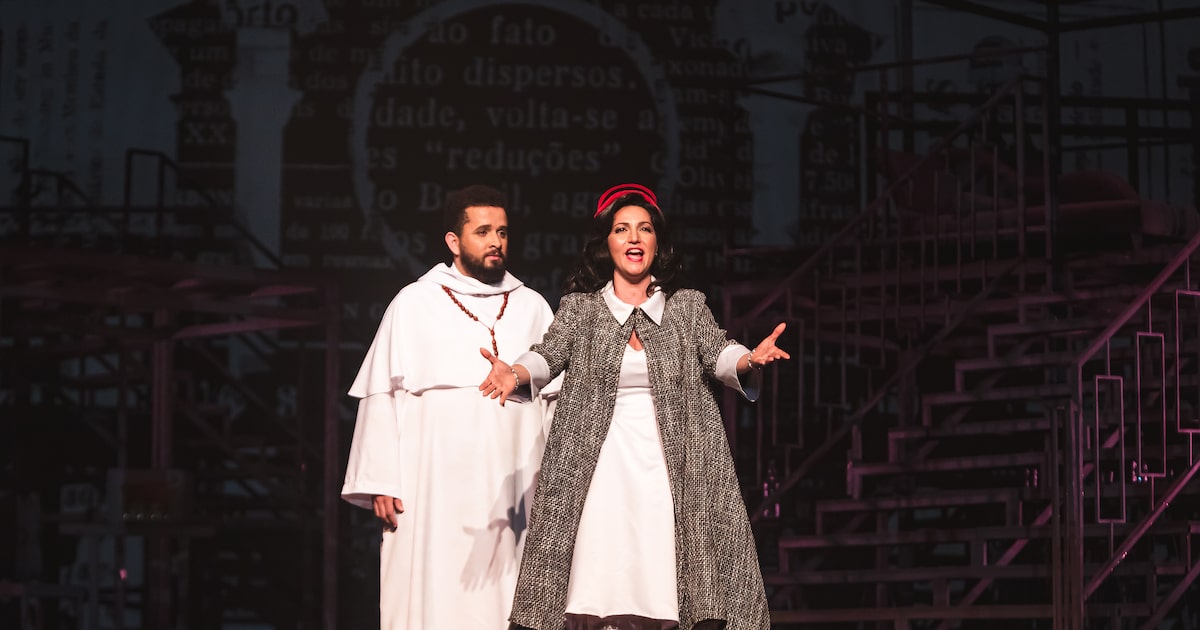 Ópera 'Hilda Furacão' retorna ao Theatro Municipal de São Paulo com nova temporada Cena da ópera 'Hilda Furacão', que será apresentada no Municipal, com ingressos esgotados (Foto: Rapha Garcia/Divulgação)
