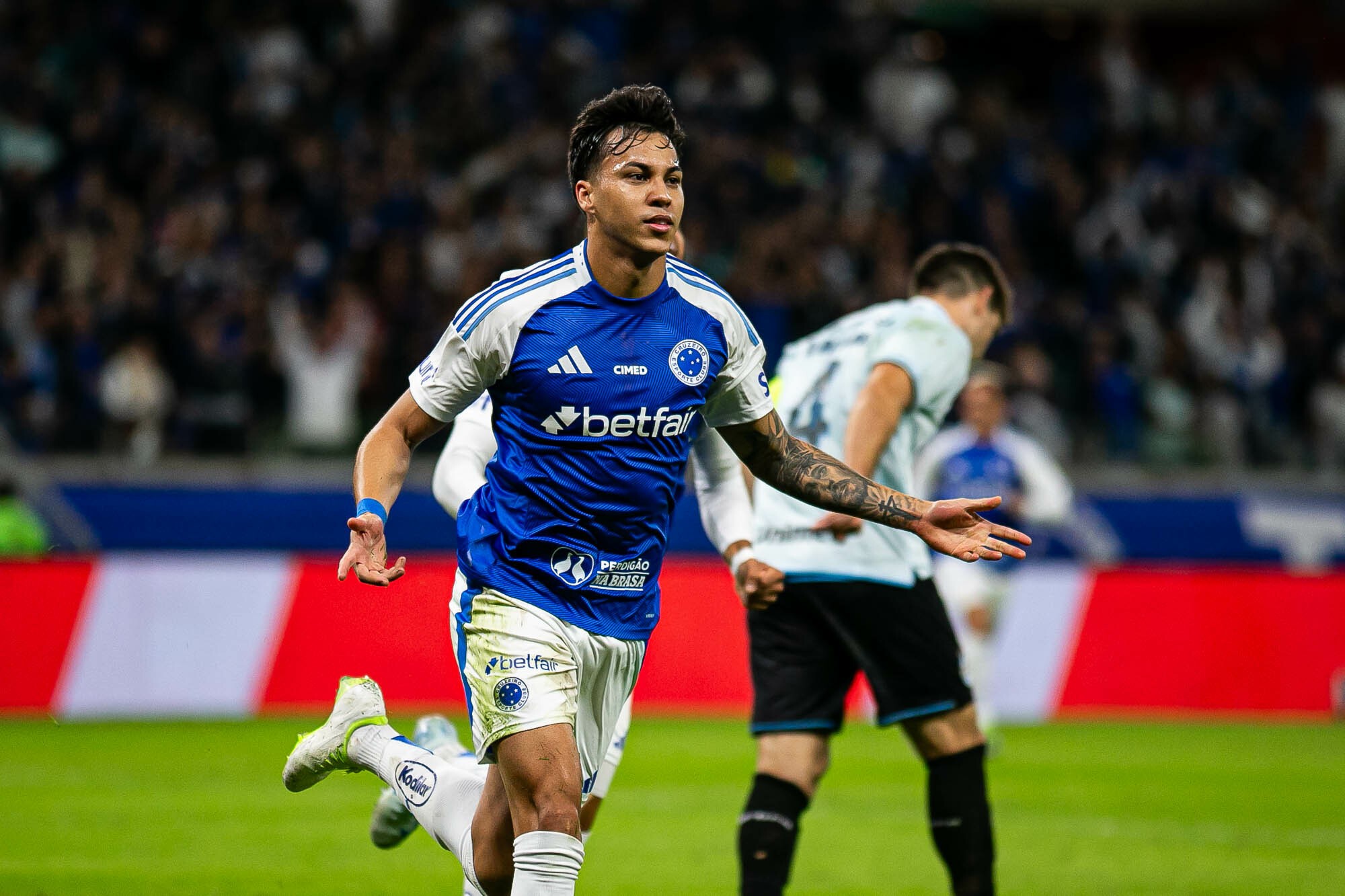 Seleção brasileira deve avaliar desempenho de Kaio Jorge para próximas convocações 