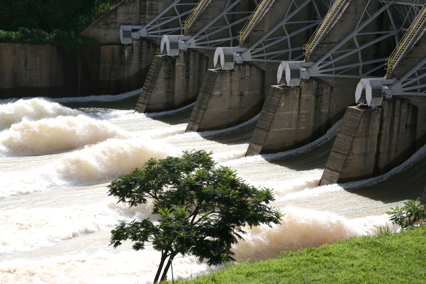 Elétricas da Bolsa se preparam para leilão que pode quitar passivo de R$ 1 bilhão UHE Tres Marias Cemig (Foto: Divulgação)