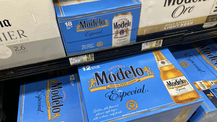 Opções de negociação oferecem chance em gigante da cerveja que Buffett investe Opções de negociação oferecem chance em gigante da cerveja que Buffett investe
