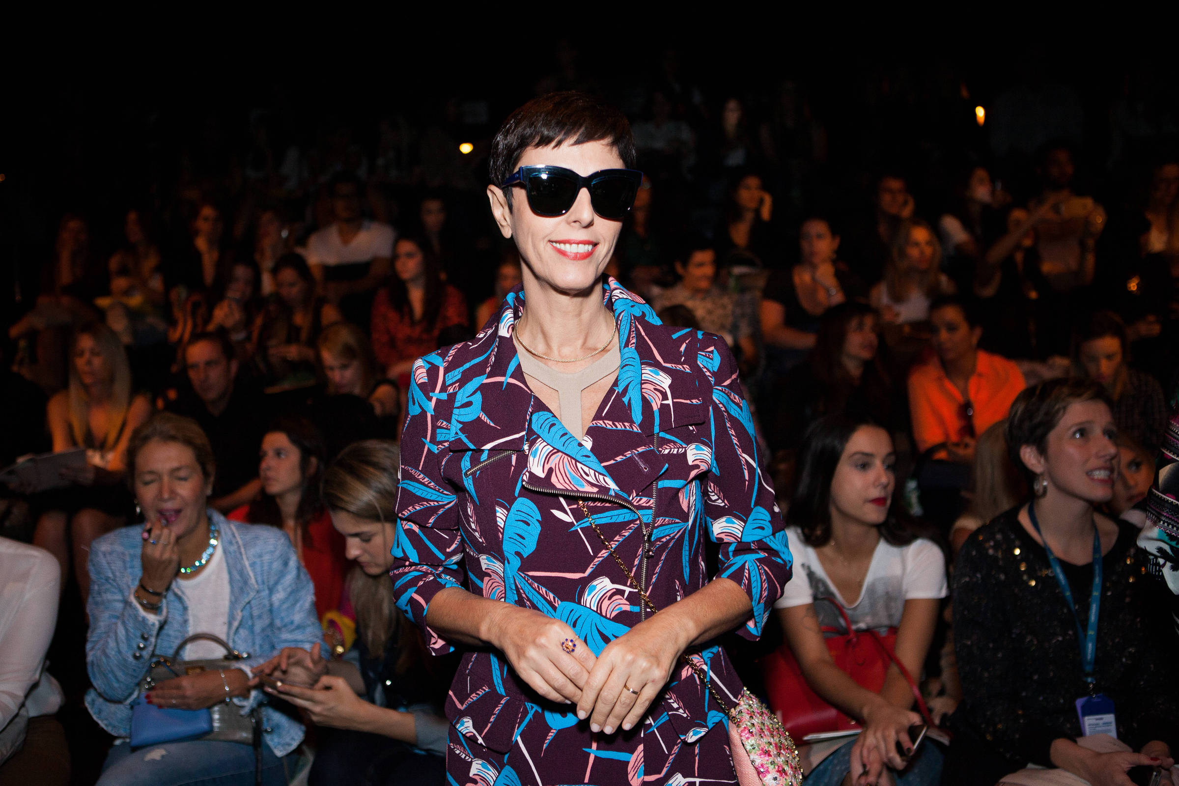 Moda sustentável brasileira utiliza materiais amazônicos em desfile em Londres Moda sustentável brasileira utiliza materiais amazônicos em desfile em Londres