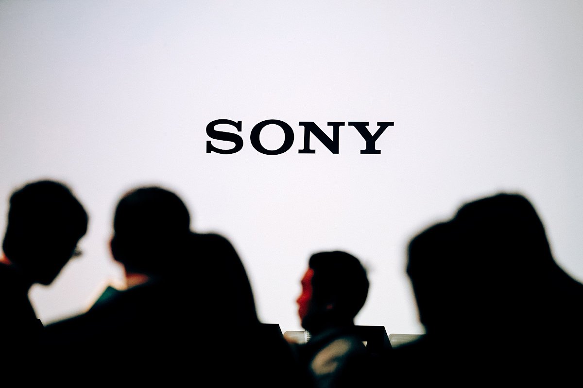 Sony registra receita de US$ 17,79 bilhões impulsionada por jogos e tarifas menores Lucro líquido da Sony no primeiro trimestre foi de US$ 1,76 bilhão, um aumento de 23% em relação ao ano anterior (Foto: Toru Hanai/Reuters)
