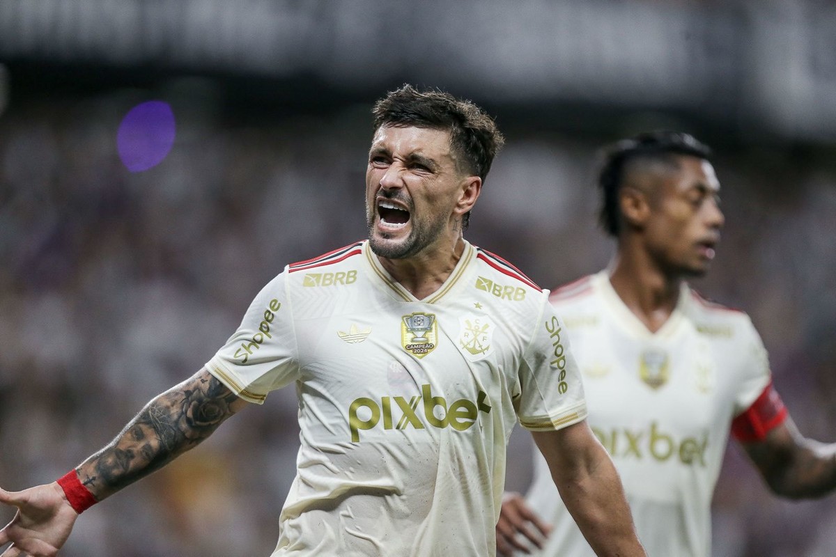 Arrascaeta faz gol em Ceará x Flamengo (Foto: GILVAN DE SOUZA/Flamengo)