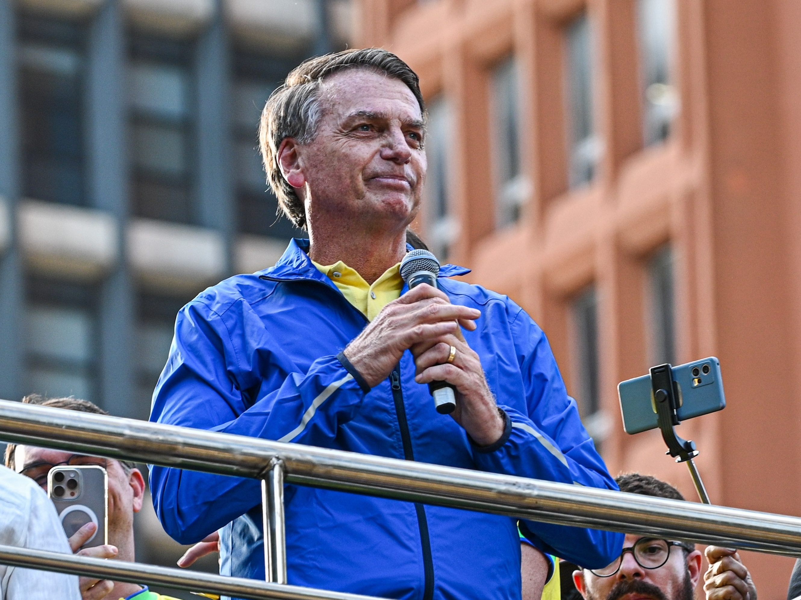 Bolsonaro propõe divisão de 50% do Congresso em nova pauta de protesto Jair Bolsonaro, ex-presidente da República, durante ato na Paulista (Foto: Roberto Sungi/Ato Press/Estadão Conteúdo)