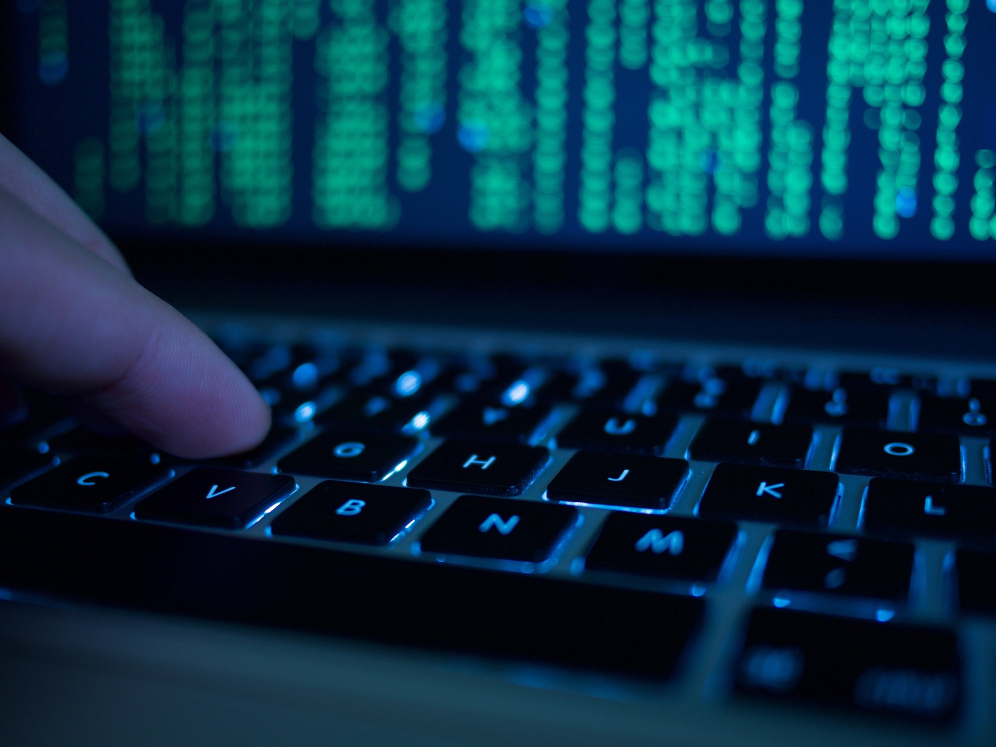 Brasil se destaca como líder em vazamentos de dados no ranking global Plataformas como Google e YouTube estão entre as mais afetadas (Foto: Oliver Nicolaas Ponder / EyeEm/Getty Images)