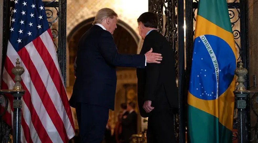 Brasil é mais democrático que os Estados Unidos, afirma autor de best-seller Para professor de Harvard, diferentemente dos EUA, Brasil respeita a crença de que, se há forças políticas que infringem a lei e ameaçam abertamente a democracia, elas devem ser impedidas de assumir o poder (Foto: Getty Images via BBC)