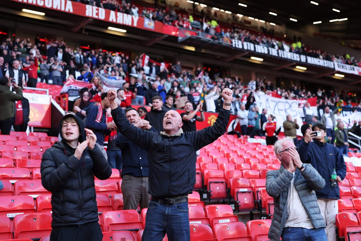 Torcedores do Manchester United planejam protesto contra Sir Jim Ratcliffe na estreia da temporada Foto: Reprodução/The Athletic UK