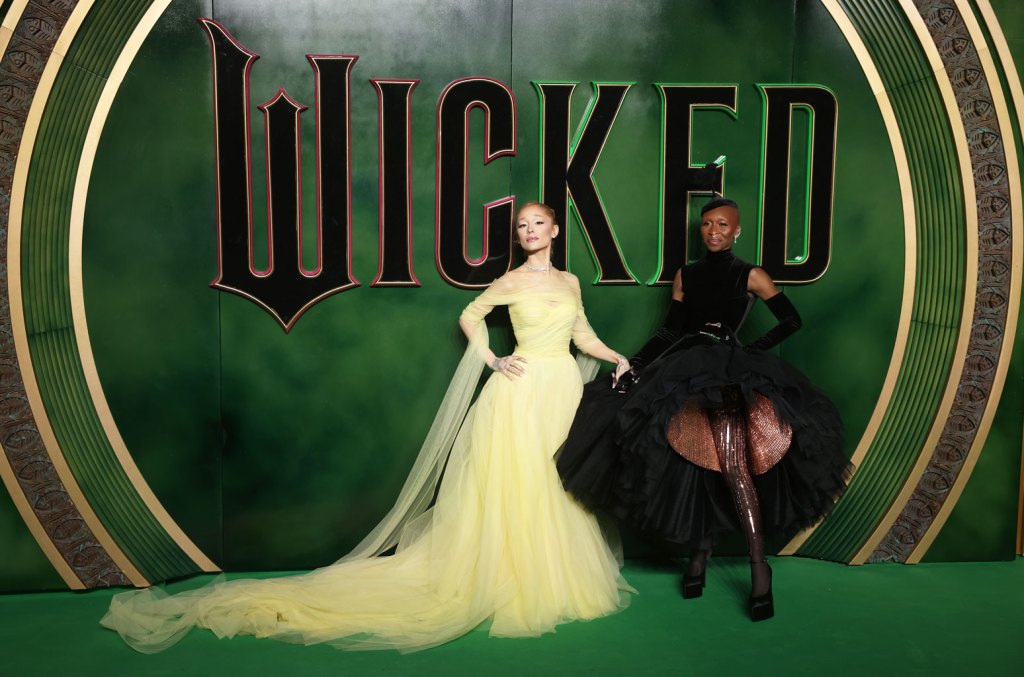 ‘Wicked’ anuncia data de exibição do concerto com Ariana Grande e Cynthia Erivo Ariana Grande e Cynthia Erivo se apresentarão em um especial de concerto de 'Wicked' na NBC, que agora tem uma data de exibição definida. (Foto: Reprodução)