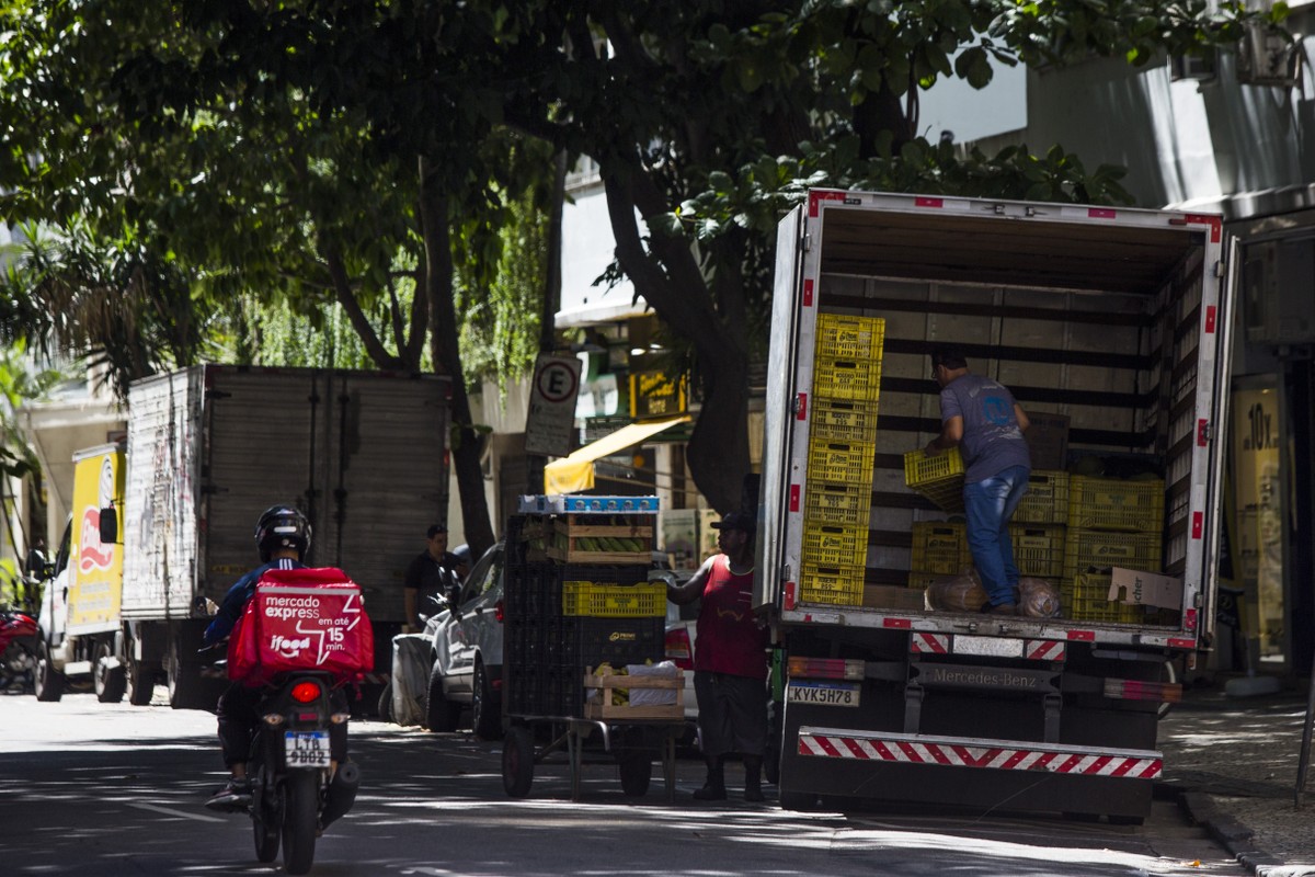 Indenizações por desvio de cargas no Rio de Janeiro crescem 88% no primeiro trimestre de 2025 Furtos e roubos de cargas são frequentes no estado do Rio (Foto: Guito Moreto / Agência O Globo / Arquivo)