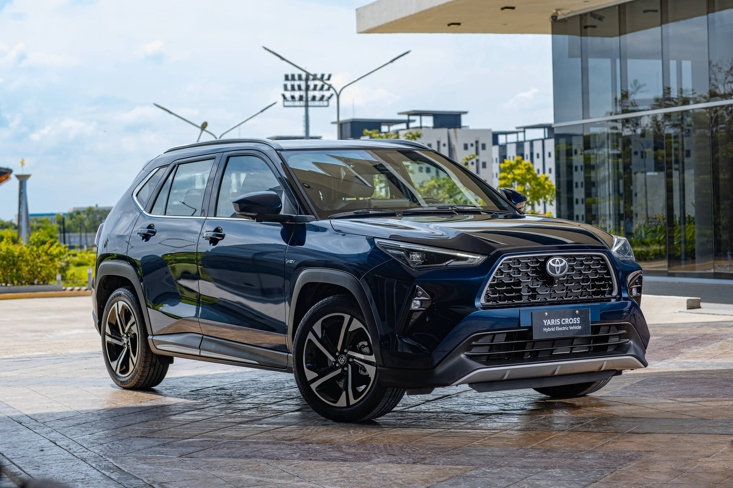 Honda WR-V e Toyota Yaris Cross estreiam juntos nas concessionárias; confira as imagens SUV compacto Toyota Yaris Cross, que chega ao mercado brasileiro em novembro (Foto: Divulgação)